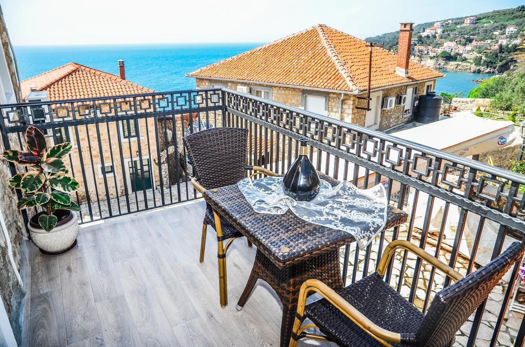 Guest House Alea Ulcinj Extérieur photo