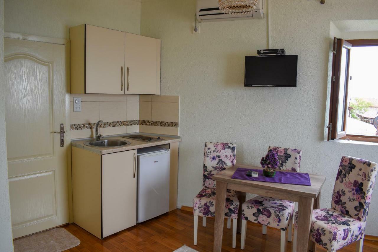 Guest House Alea Ulcinj Extérieur photo