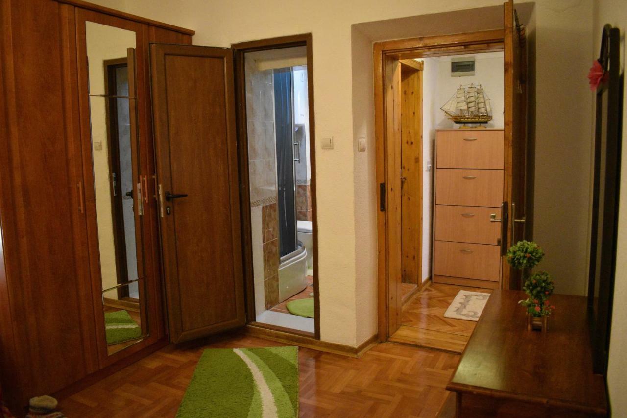 Guest House Alea Ulcinj Extérieur photo