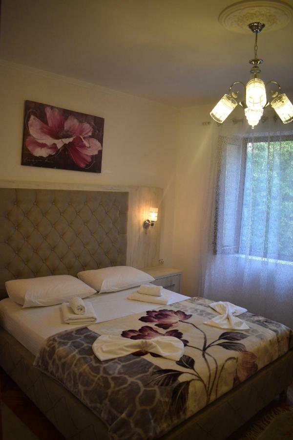 Guest House Alea Ulcinj Extérieur photo