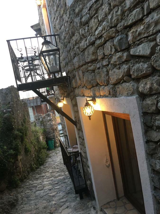 Guest House Alea Ulcinj Extérieur photo